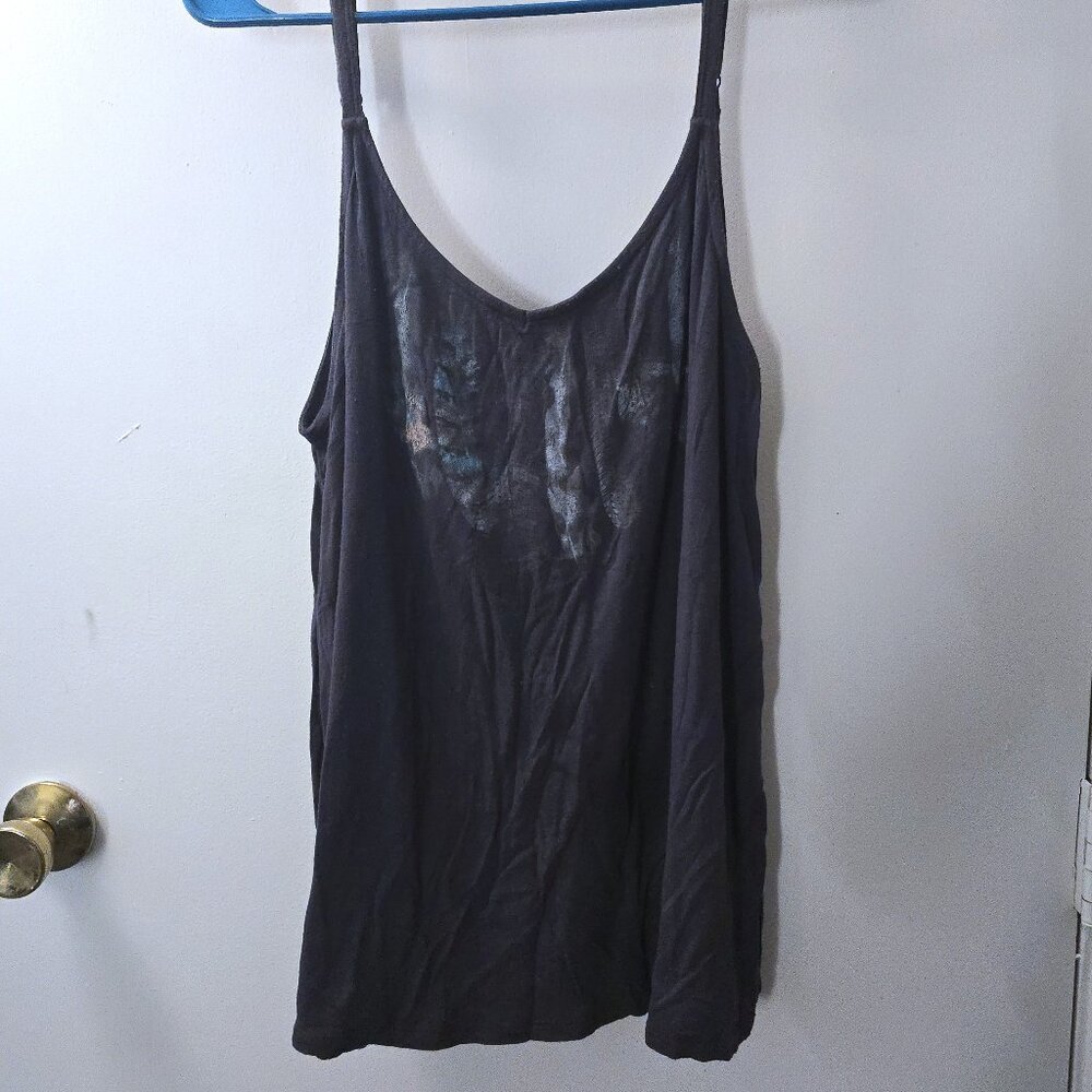Torrid Size 0 Dark Grey With Feather Print SUPER Soft Swing Cami
